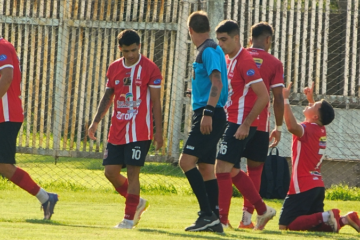 Deportivo Rivera le sacó el invicto Peñarol en Pigüé