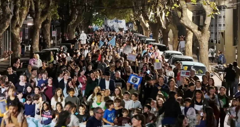 Marcha de Antorchas en La Plata en reclamo del cumplimiento de la Ley de Financiamiento universitario