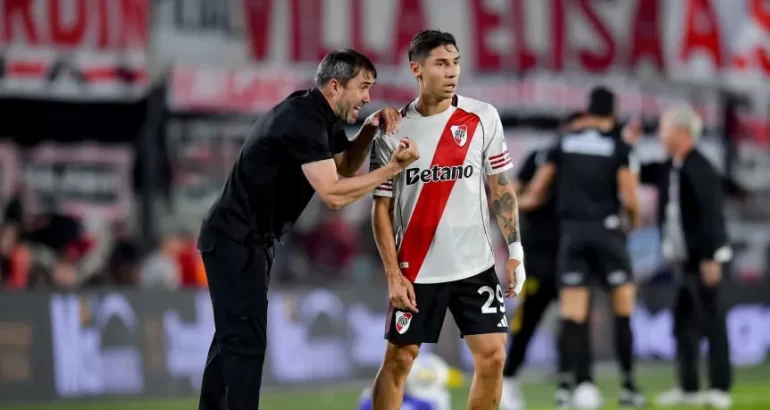 River volvió al triunfo con suspenso y alivio ante Aldosivi River volvió al triunfo con suspenso y alivio ante Aldosivi