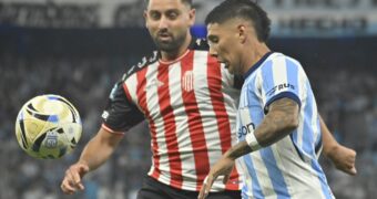 Racing igualó con Barracas y todavía no selló su clasificación