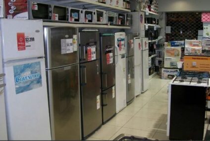 La planta de Frimetal deja de producir heladeras para Electrolux y despedirá personal en Rosario