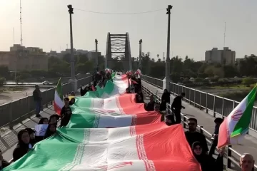 Cadenas humanas en Irán buscan hacer frente al ultimátum de Donald Trump