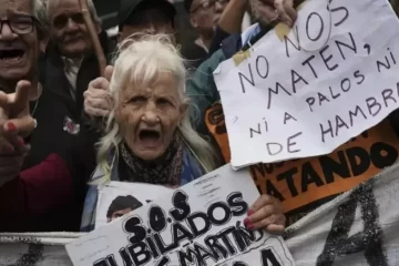 PAMI, Remediar y salud mental: el ajuste de Milei, ahí donde mas duele