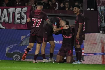 Tras ganar el clásico, Lanús va por su primer triunfo en la Libertadores