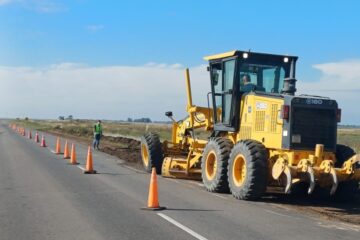 “Llegan tarde”: Vialidad Nacional arregla banquinas en la Ruta 33 tras choques fatales cerca de Guaminí