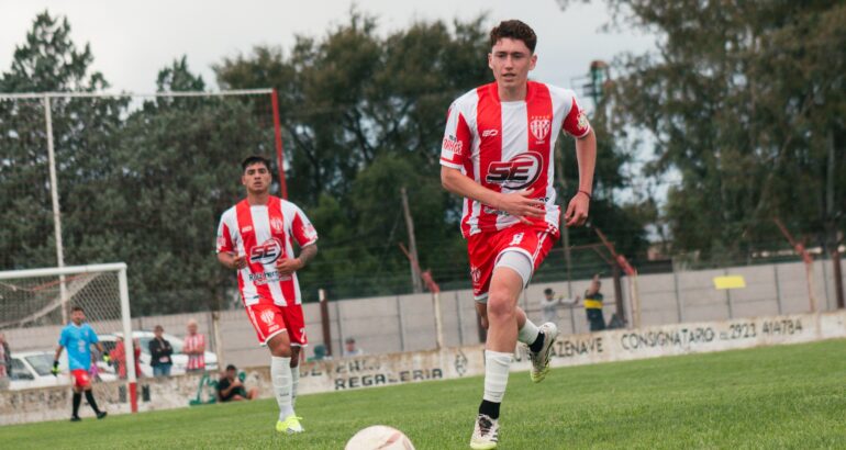 Juega el Santo en Carhué: Con dos adelantos, comienza la cuarta fecha de la liga regional Juega el Santo en Carhué: Con dos adelantos, comienza la cuarta fecha de la liga regional