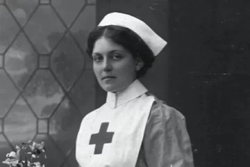 La historia de Violet Jessop, la bahiense que sobrevivió al Titanic y a otros dos naufragios