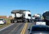 Choque entre dos camiones sobre Ruta 33 generó cortes de tránsito cerca de Goyena Choque entre dos camiones sobre Ruta 33 generó cortes de tránsito cerca de Goyena