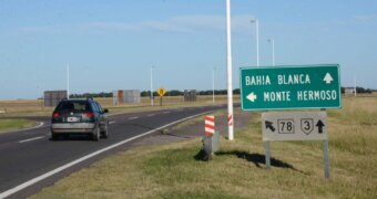 El Gobierno Nacional instalará un peaje entre Bahía Blanca y Monte Hermoso sobre la Ruta 3 El Gobierno Nacional instalará un peaje entre Bahía Blanca y Monte Hermoso sobre la Ruta 3