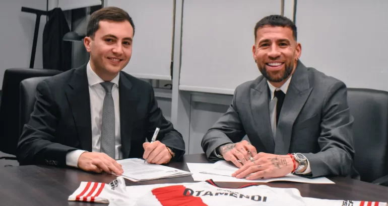 Otamendi firmó contrato y será jugador de River Otamendi firmó contrato y será jugador de River