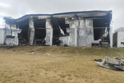 Un incendio destruyó por completo la fábrica de mozzarella Cinlap en Alpachiri Un incendio destruyó por completo la fábrica de mozzarella Cinlap en Alpachiri