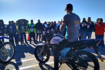 Licencias más exigentes: La ANSV implementará una matrícula nacional para instructores de motos Licencias más exigentes: La ANSV implementará una matrícula nacional para instructores de motos
