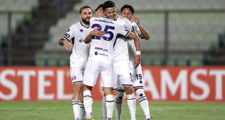 Independiente Rivadavia le ganó a La Guaira y quiere ser el mejor primero de la Libertadores Independiente Rivadavia le ganó a La Guaira y quiere ser el mejor primero de la Libertadores