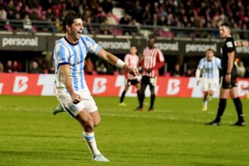 Racing le ganó a Estudiantes sobre la hora y está en cuartos de final del Apertura Racing le ganó a Estudiantes sobre la hora y está en cuartos de final del Apertura