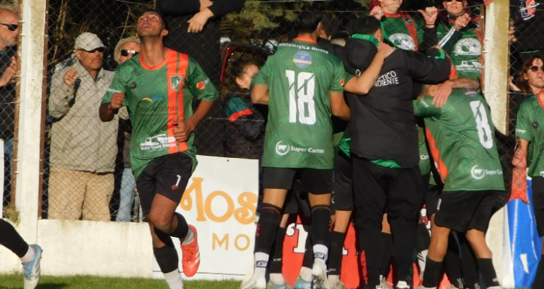 Independiente venció a Deportivo y se quedó con el clásico de Rivera Independiente venció a Deportivo y se quedó con el clásico de Rivera