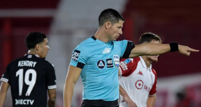 Después de las polémicas, se definieron los árbitros de las semifinales del Apertura Después de las polémicas, se definieron los árbitros de las semifinales del Apertura