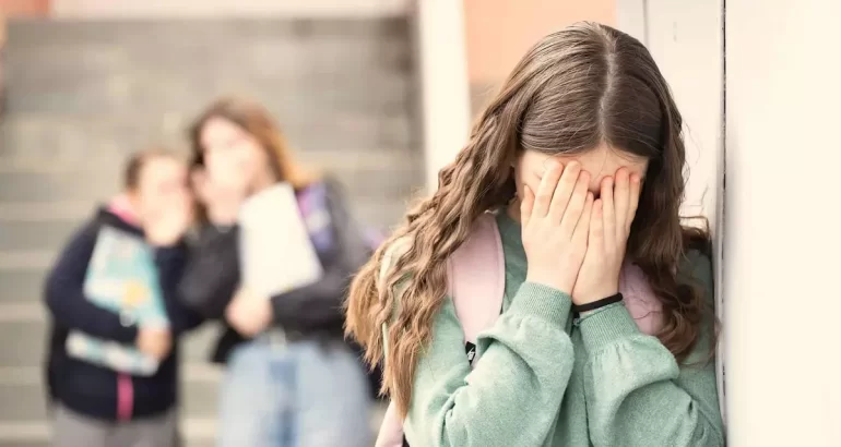 Hablar de violencia digital es el primer paso para frenarla Hablar de violencia digital es el primer paso para frenarla