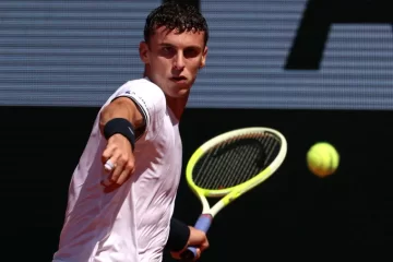 Cerúndolo dio el batacazo del año y eliminó a Sinner en Roland Garros Cerúndolo dio el batacazo del año y eliminó a Sinner en Roland Garros