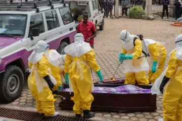 África alerta de “alto riesgo” en diez países por el brote de ébola África alerta de “alto riesgo” en diez países por el brote de ébola