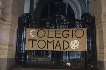 Toman el Nacional Buenos Aires y el Pellegrini en reclamo por el financiamiento universitario Toman el Nacional Buenos Aires y el Pellegrini en reclamo por el financiamiento universitario