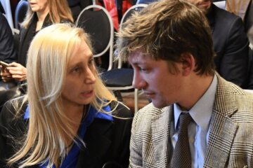 Crece la interna en el Gobierno y escala la tensión entre Karina Milei y Santiago Caputo Crece la interna en el Gobierno y escala la tensión entre Karina Milei y Santiago Caputo