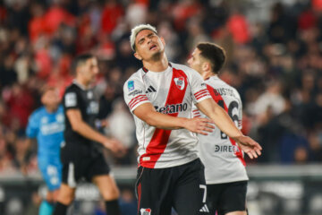 River perdió ante el ya eliminado Atlético Tucumán River perdió ante el ya eliminado Atlético Tucumán