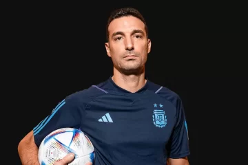 Scaloni, a un mes del Mundial: “Ganar otra Copa es muy difícil, pero no imposible” Scaloni, a un mes del Mundial: “Ganar otra Copa es muy difícil, pero no imposible”