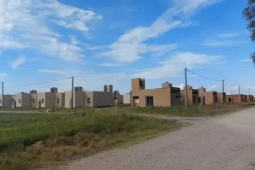 La Provincia lanzó un plan voluntario para regularizar las cuotas de las viviendas La Provincia lanzó un plan voluntario para regularizar las cuotas de las viviendas