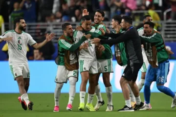 Argelia le ganó a Jordania 2 a 1 y Argentina se aseguró el primer puesto Argelia le ganó a Jordania 2 a 1 y Argentina se aseguró el primer puesto
