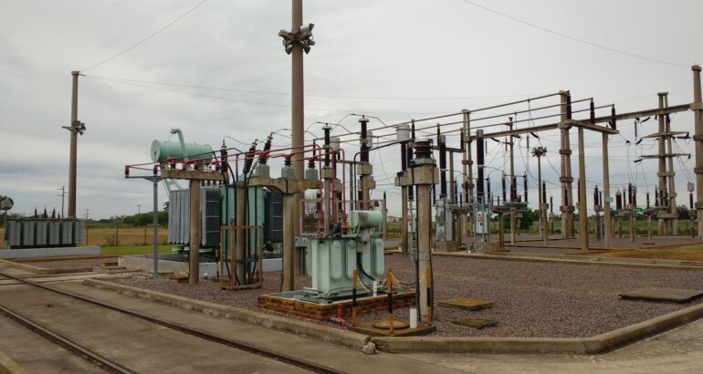 Licitan una obra eléctrica clave para Villa Maza: inversión superior a los $4.062 millones Licitan una obra eléctrica clave para Villa Maza: inversión superior a los $4.062 millones