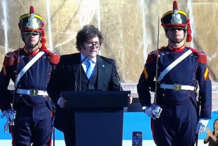 Milei reivindicó en el Día de la Bandera a Belgrano como el «primer intelectual liberal económico» Milei reivindicó en el Día de la Bandera a Belgrano como el «primer intelectual liberal económico»