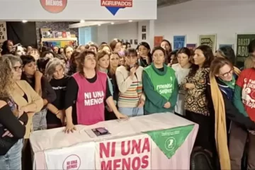 Ni Una Menos convocó a marchar este 3 de junio y denunció una “desidia organizada” en el caso Agostina Ni Una Menos convocó a marchar este 3 de junio y denunció una “desidia organizada” en el caso Agostina