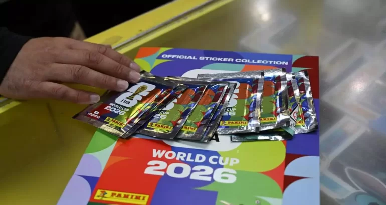 El Mundial de Fútbol dispara las ventas de Panini y agota sus figuritas: “Fabricamos 24 horas al día, no lo esperábamos” El Mundial de Fútbol dispara las ventas de Panini y agota sus figuritas: “Fabricamos 24 horas al día, no lo esperábamos”
