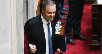“La Libertad Aguanta”: la defensa de Adorni suma complicaciones al Gobierno y genera dudas en el PRO “La Libertad Aguanta”: la defensa de Adorni suma complicaciones al Gobierno y genera dudas en el PRO