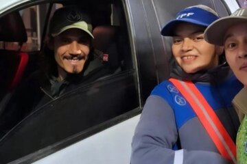 Cavani pasó por Macachín rumbo a un campo de la zona mientras define su futuro en Boca Cavani pasó por Macachín rumbo a un campo de la zona mientras define su futuro en Boca