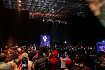 El adiós a una leyenda: un millón de fans se movilizó para despedir al Indio Solari y sigue llegando gente a Villa Domínico El adiós a una leyenda: un millón de fans se movilizó para despedir al Indio Solari y sigue llegando gente a Villa Domínico