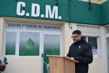 Saavedra inauguró un moderno Centro Distrital de Monitoreo con más de 200 cámaras de vigilancia Saavedra inauguró un moderno Centro Distrital de Monitoreo con más de 200 cámaras de vigilancia
