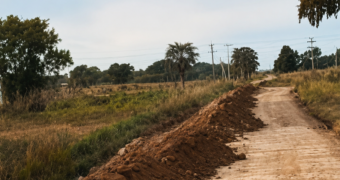 Habilitaron nuevamente el Camino de Tránsito Pesado de Carhué tras finalizar los trabajos Habilitaron nuevamente el Camino de Tránsito Pesado de Carhué tras finalizar los trabajos