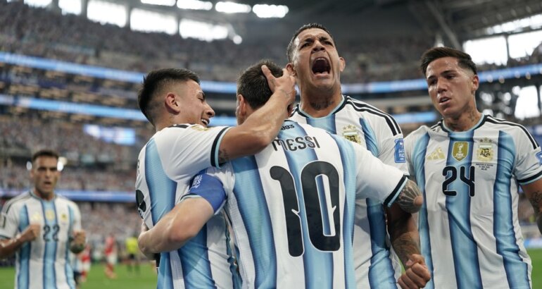 De la mano de Messi, Argentina le ganó a Austria y clasificó a 16vos del Mundial De la mano de Messi, Argentina le ganó a Austria y clasificó a 16vos del Mundial