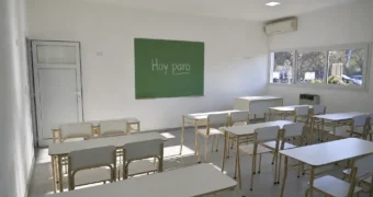 Paros docentes: la Provincia diferenció a los gremios “validados” de las agrupaciones disidentes y habló de posibles descuentos Paros docentes: la Provincia diferenció a los gremios “validados” de las agrupaciones disidentes y habló de posibles descuentos