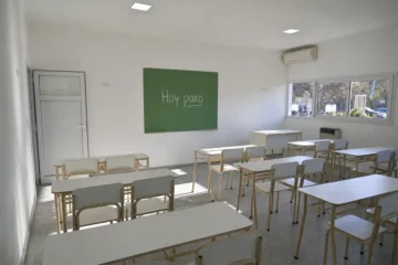 Paro docente: alta adhesión y presión gremial a la espera de una oferta concreta Paro docente: alta adhesión y presión gremial a la espera de una oferta concreta