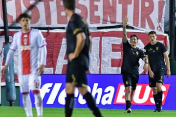 Barracas dio el golpe y eliminó a Huracán de la Copa Argentina Barracas dio el golpe y eliminó a Huracán de la Copa Argentina