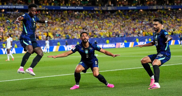 Brasil goleó a Haití y encamina su clasificación en el Mundial Brasil goleó a Haití y encamina su clasificación en el Mundial