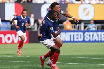 Francia aplastó a Suecia y jugará con Paraguay en octavos del Mundial Francia aplastó a Suecia y jugará con Paraguay en octavos del Mundial
