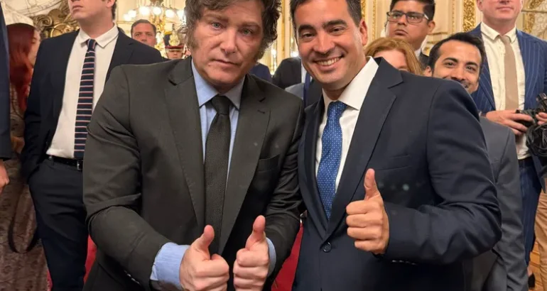 El pampeano Adrián Ravier fue designado como nuevo Vocero Presidencial y reemplazará a Adorni El pampeano Adrián Ravier fue designado como nuevo Vocero Presidencial y reemplazará a Adorni