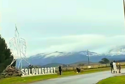 La nieve volvió a teñir de blanco el paisaje serrano de la comarca La nieve volvió a teñir de blanco el paisaje serrano de la comarca