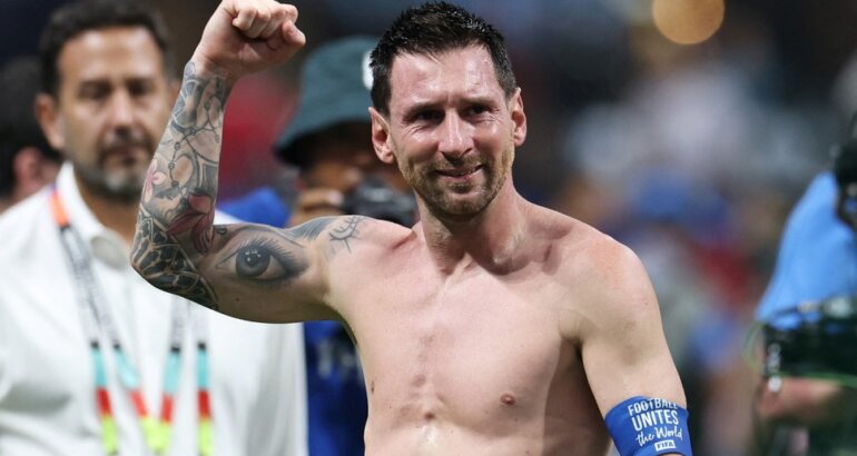 Video: el llanto interminable de Lionel Messi y la emoción de todos Video: el llanto interminable de Lionel Messi y la emoción de todos