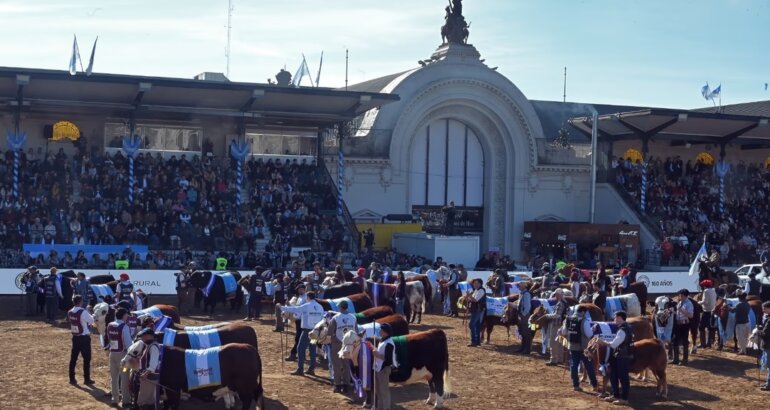 La Exposición Rural de Palermo cerró negocios por más de $25.000 millones y recibió a 1,3 millones de visitantes La Exposición Rural de Palermo cerró negocios por más de $25.000 millones y recibió a 1,3 millones de visitantes