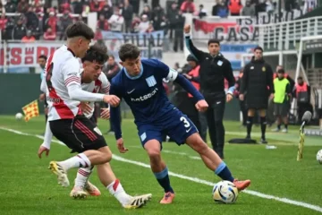 Racing venció a River y se consagró campeón en Reserva tras 63 años Racing venció a River y se consagró campeón en Reserva tras 63 años