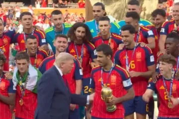 El gesto de Donald Trump que incomodó a los campeones del mundo El gesto de Donald Trump que incomodó a los campeones del mundo